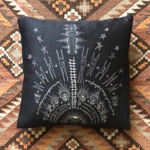 SORNE Down Pictogram Pillow